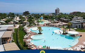 Club Del Sole Romagna Family Village  4*